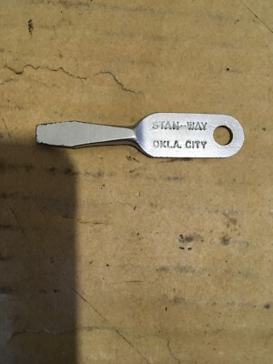 Vintage Rare Used Advertising  Stan-Way  Keychain Screw Driver.
