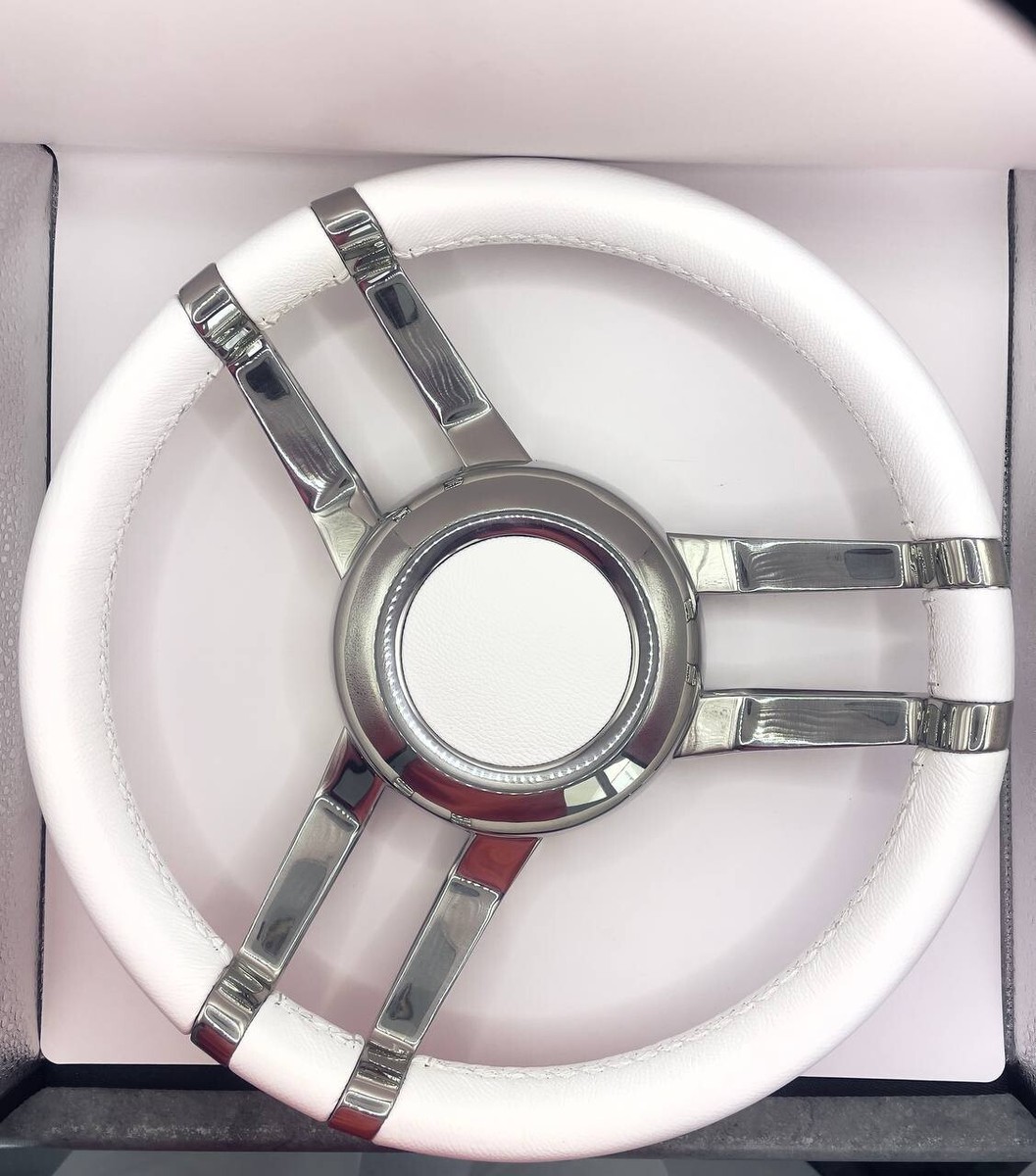 Isotta Carlotta Steering Wheel 350mm - White Leather - SS316 - 3/4