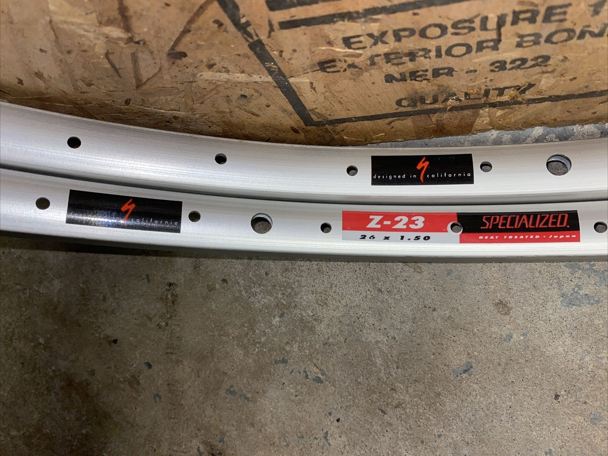 Pair Vintage NOS 90's Specialized Z-23 26 x 1.5