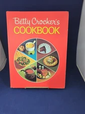 Betty Crocker's Cookbook 1972 Sears HOLIDAY Ed ~ "RED PIE" cover cook book