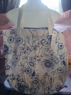 NWT Chicos Blue White Floral Cotton Canvas Double Handle Lightweight Bag Compact