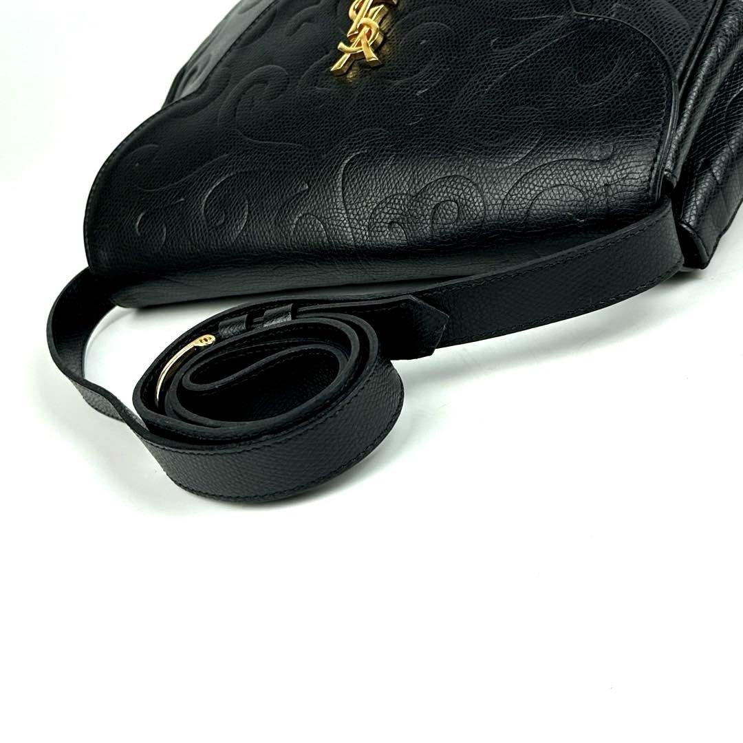Borsa a tracolla Yves Saint Laurent YSL modello arabesco all over pelle nera