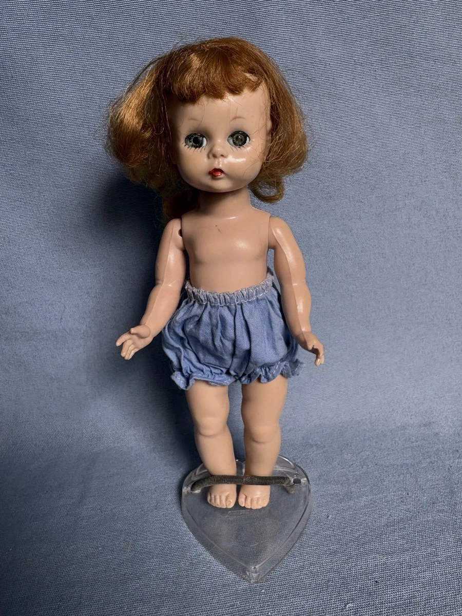 Mme Alexander Doll In Vintage Madame Alexander Dolls (1948-1959