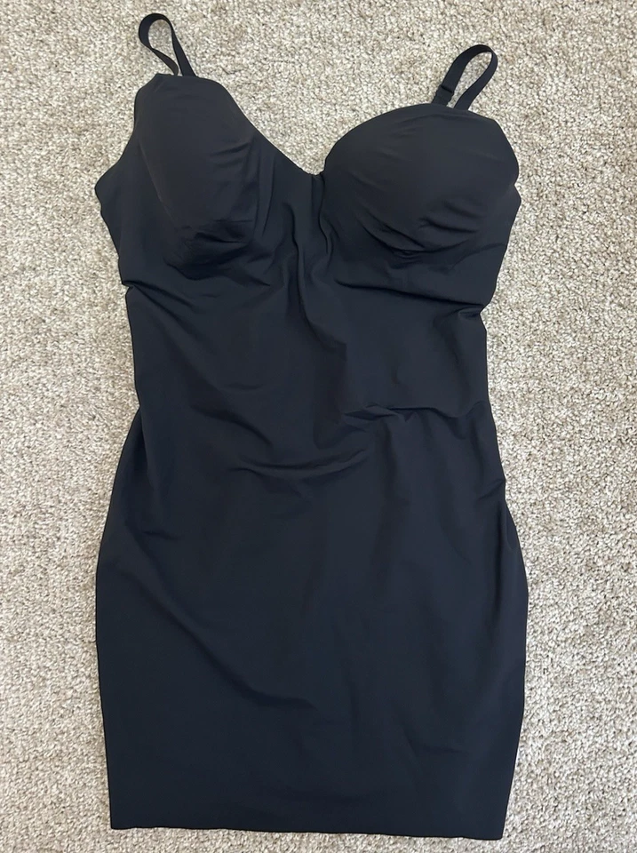 Prendas moldeadoras Flexees negras estilo slip 6751, talla 36C Foto 3 de 4