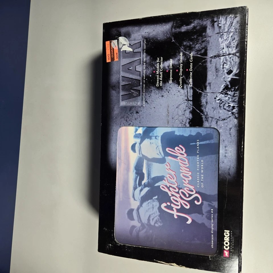 Corgi Fighter Scramble WWII Die-Cast 6 Piece Plane Set in Box - Image 3 of 4