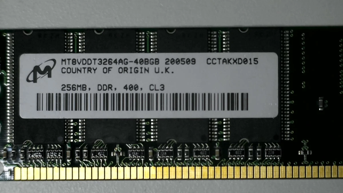 Lot De 3 Barrettes Mémoire Nanya 256Mo - DDR2 SO-DIMM PC-2700