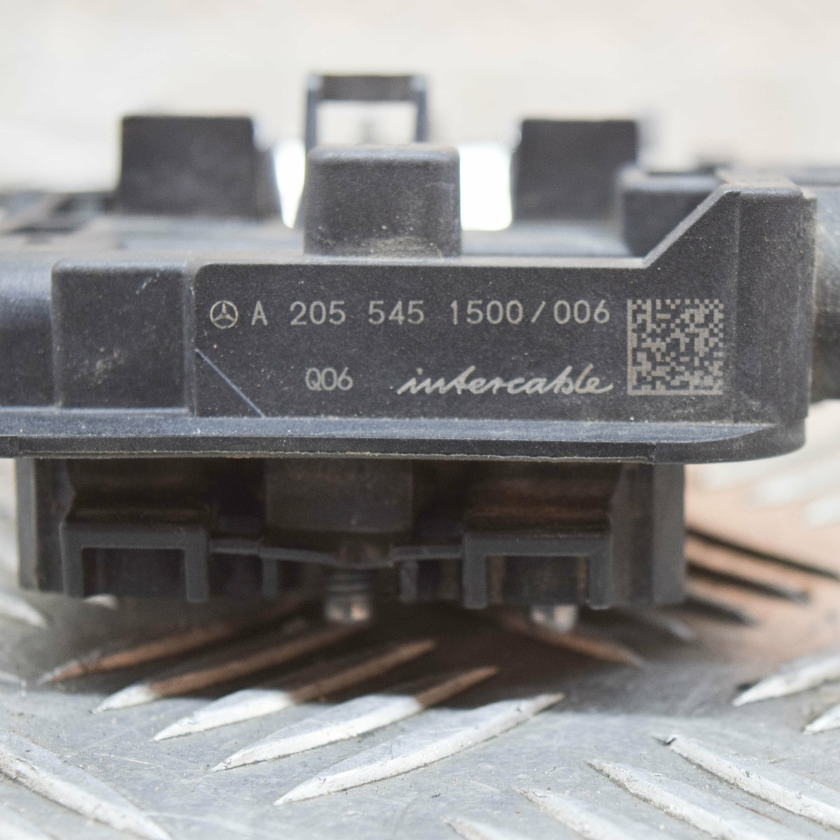 MERCEDES-BENZ E W213 Safety Battery Terminal SBK A2055451500