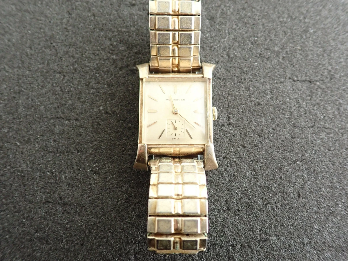 VINTAGE WITTNAUER WRISTWATCH WITH FANCY LUGS GRADE 9WN