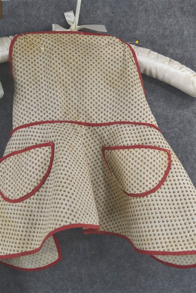 antique child apron/pinafore 2 pcs both red and white cotton hand made 1900