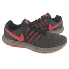 nike swift se black red