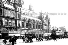 Kvv-107 Electric Trams, The Tower Circus, Blackpool, Lancashire 1906. Photo
