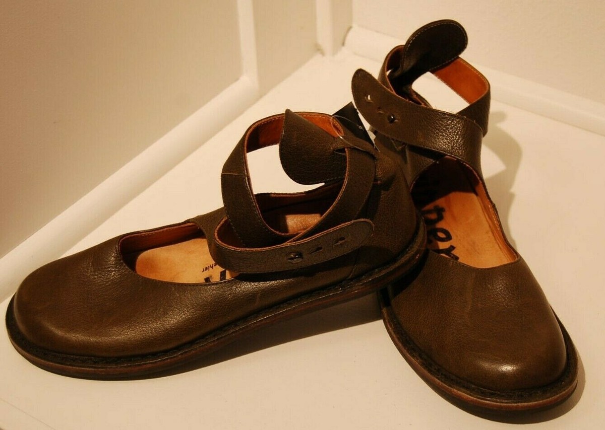 【trippen】VIVIENNE 37 Trippen Vivienne in Black : Ped Shoes - Order online or
