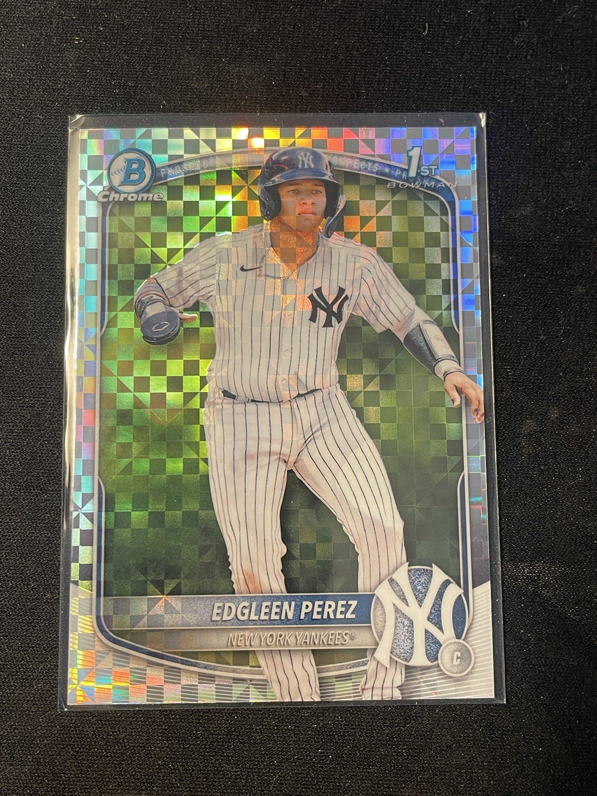 2025 Bowman - Chrome Prospects Edgleen Perez #BCP-80 X-Fractor (RC)