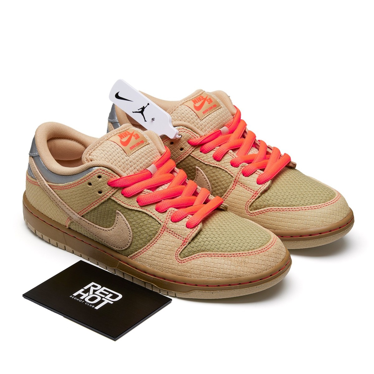 Nike SB Dunk Low Pro 'Som Tum' Canvas and Parachute Beige Men's Nike SB Dunk Low Pro 'Som Tum' Canvas and Parachute Beige Men's