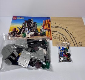 Lego Western 6761 Bandit's Secret Hide-Out Complete With Figs And Instructions