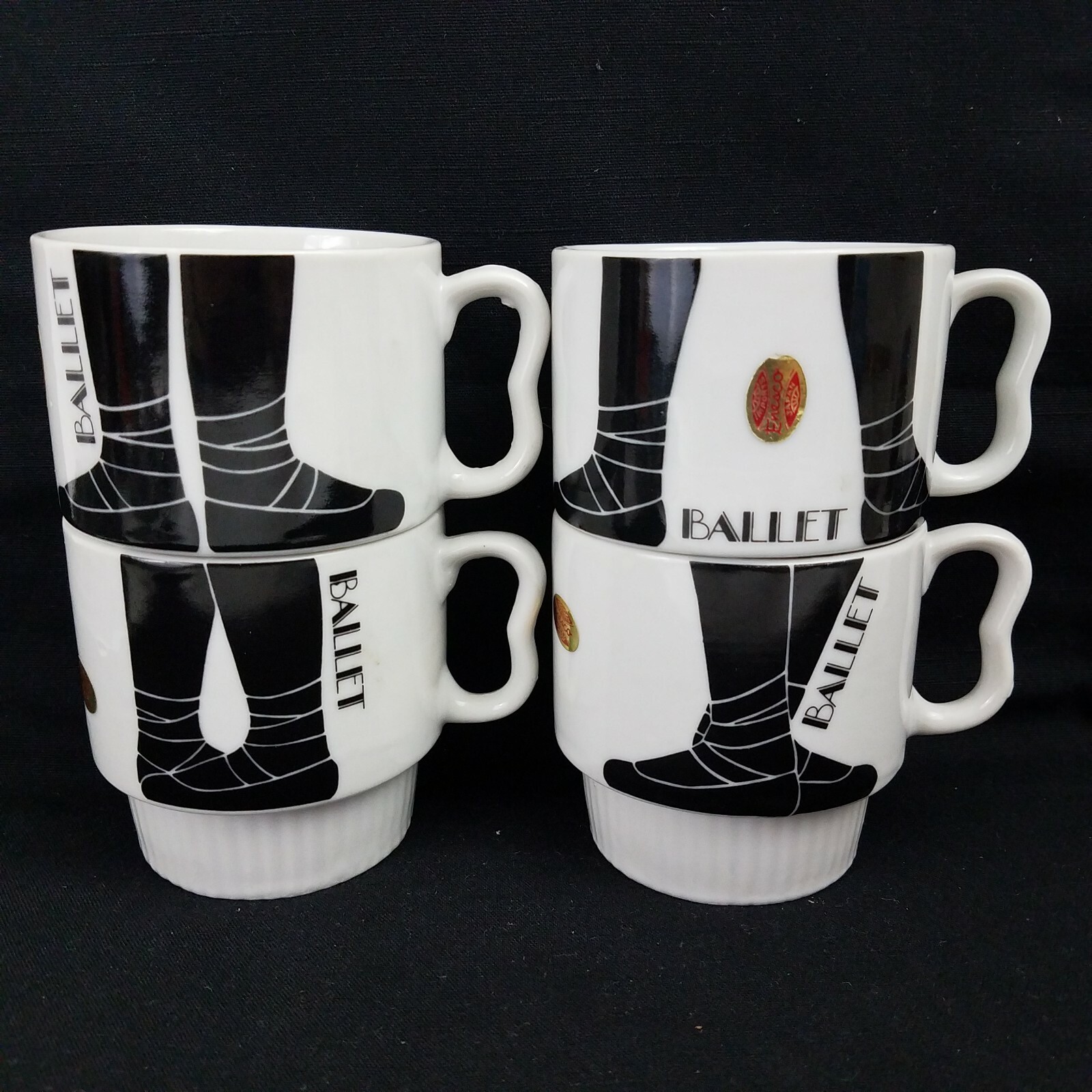 4 tazas de ballet de danza apilables vintage Enesco, sin usar, pies, posiciones, 1979