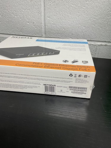 NETGEAR GS305PP 5 Ports Ethernet Unmanaged Switch PoE+ 83 Watts New - Picture 4 of 4