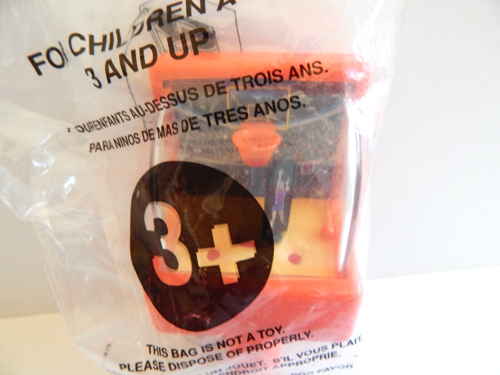 Taco Bell Kids meal 90’s Vintage Basketball Game NEW baggie