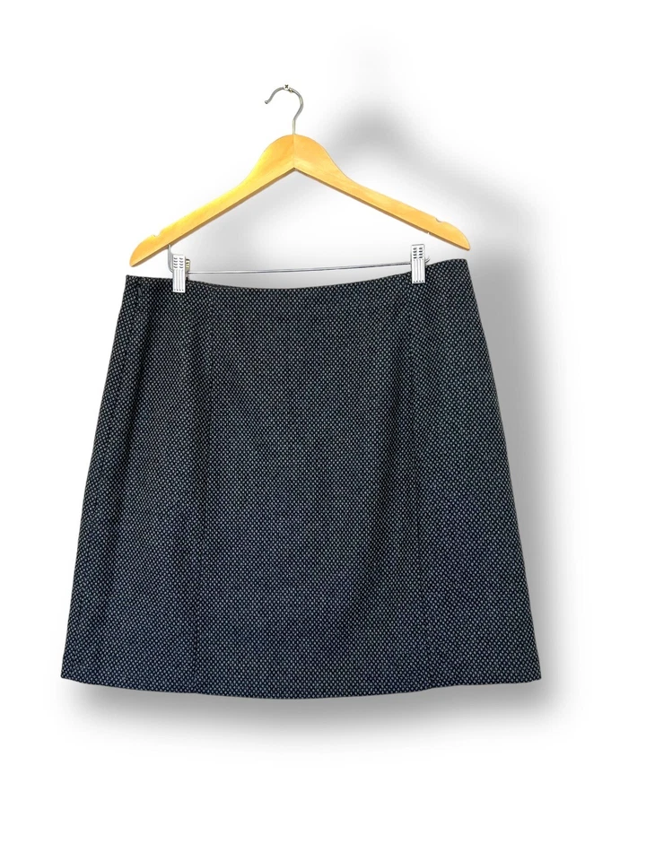 John Lewis Grey Wool Blend Skirt Size 16 Knee Length A Line classic work - Image 2 of 4
