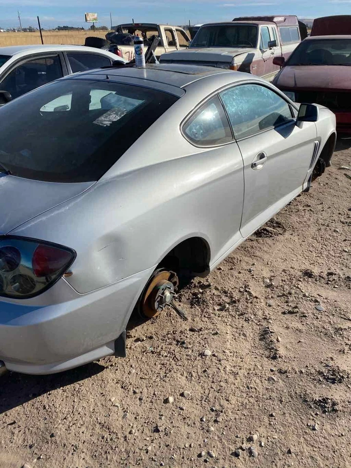 Used Front Left Door Glass Front fits: 2003 Hyundai Tiburon Front Left Grade A - Image 4 of 4