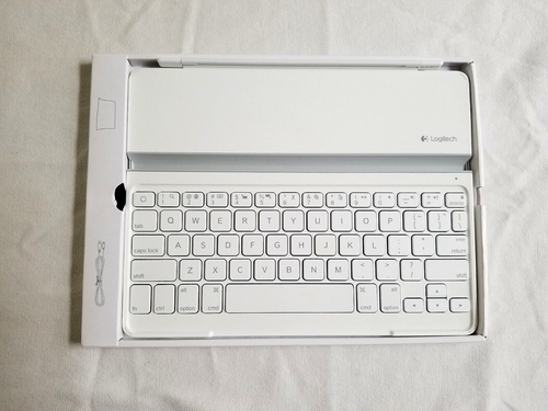 Logitech Ultrathin Keyboard Cover White iPad 2 and iPad 3rd 4th Generation NEW - Picture 4 of 8