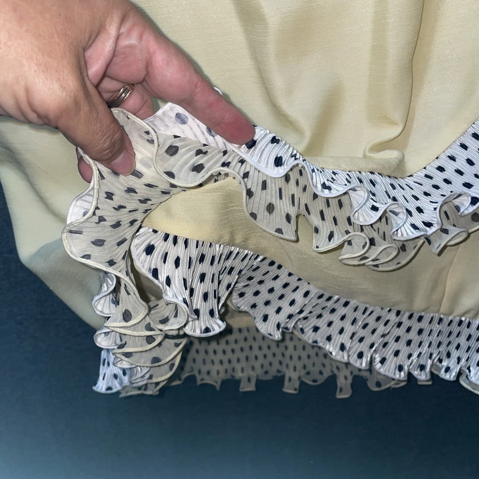 PEERESS Collection Butter Yellow 2 PC.FORMAL SKIRT SUIT 16 W Polka Dot Ruffles - Image 4 of 4