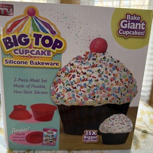 Big Top Cupcake Silicone Bakeware Giant Cupcake Mold Set Easy Fill Ideas Book
