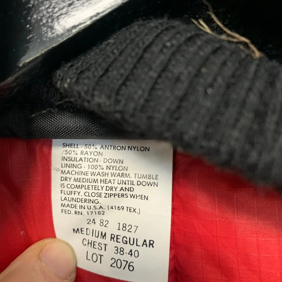 Walls Blizzard-Pruf Down Ski Suit Black Fleece Collar Belt Mens Medium - Image 4 of 4