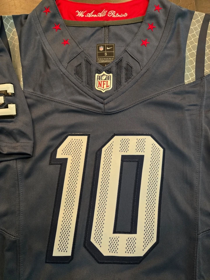 Camiseta YOUTH New England Patriots #10 Drake Maye Stitched Storm Blue Rivalries - Imagem 3 de 4