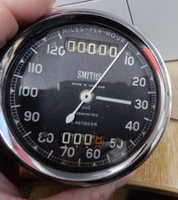 SMITHS 120MPH SPEEDO CHRONOMETRIC S467/203N 1550 REF B6B8
