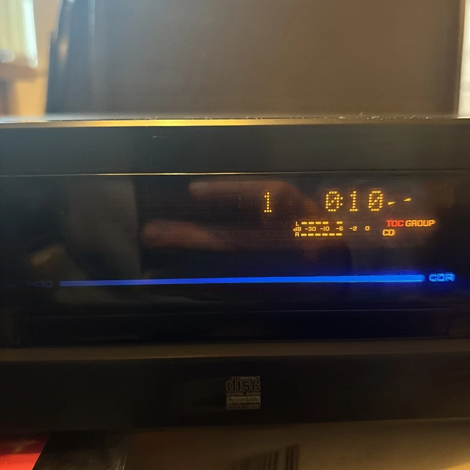 Yamaha Natural Sound HDD CD Recorder CDR-HD1300 PLEASE READ - Image 4 of 4