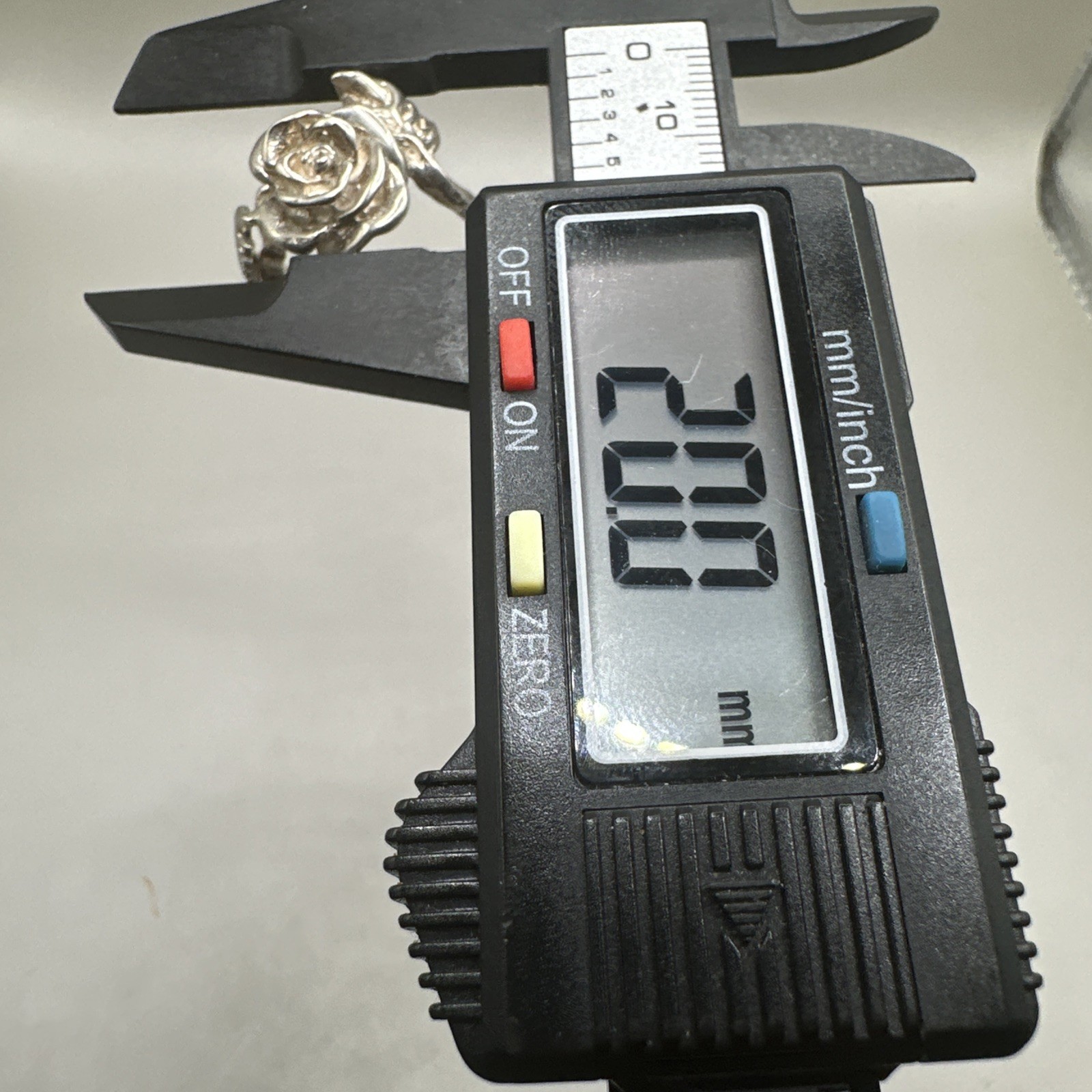 Flower Design Solid Sterling Silver Ring Size 7.5… - image 7