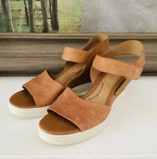 Sofft Samyra Brown Luggage Leather Sporty Comfort Slingback Wedge Sandals Sz 10