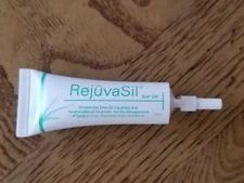 New Sealed Scar Heal RejuvaSil Silicone Scar Gel Emu Oil Squalane 10ml no box