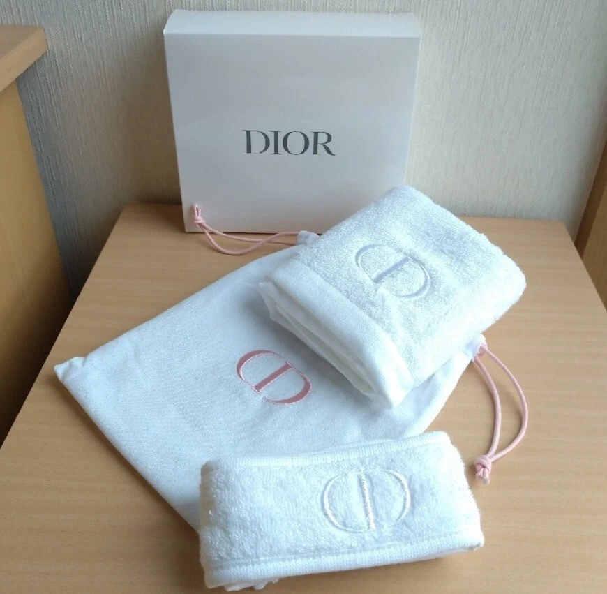 Ensemble serviette, bandeau et poche Christian Dior marque nouveauté