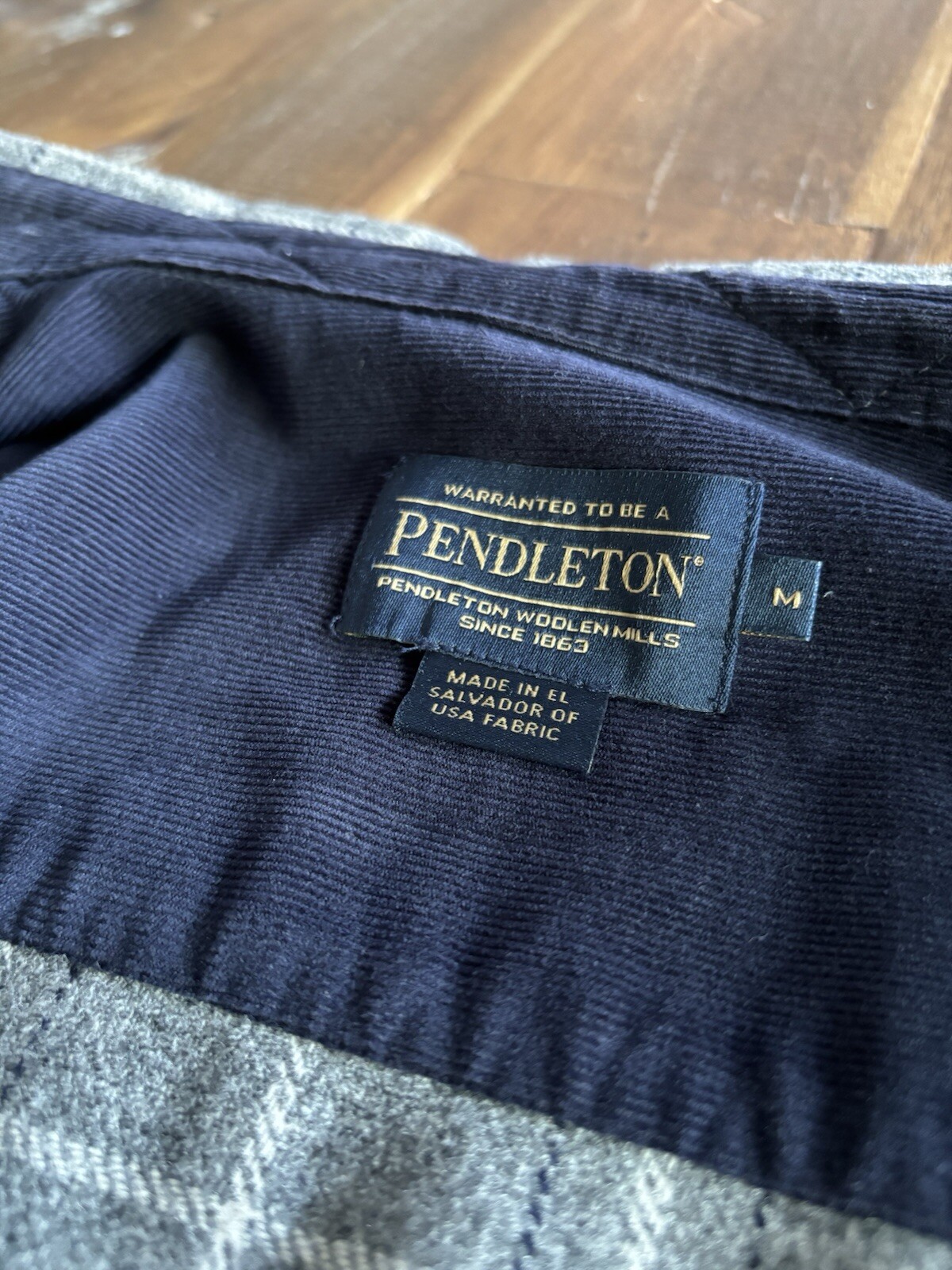 Pendleton Medium 100% Virgin Wool Button Up Plaid… - image 2