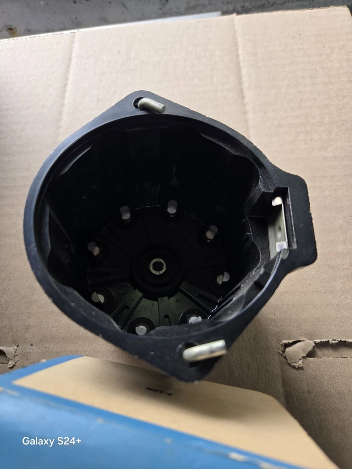Tapa de distribuidor NYCO DR-429 V8 AMC Buick Cadillac Chevy IHC Oldsmobile Pontiac Foto 2 de 4