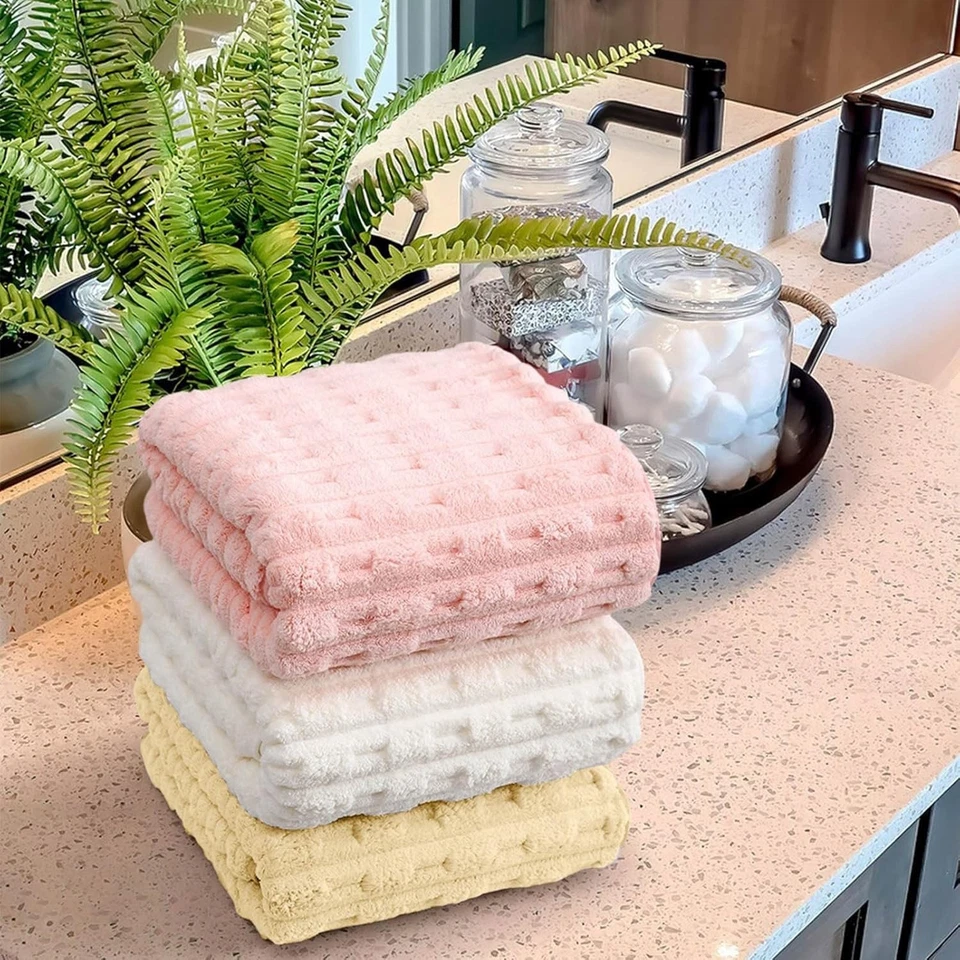 Paquete de 3 Toallas de Baño de Microfibra - Secado Rápido - Terciopelo de Microfibra Altamente Absorbente Foto 2 de 4