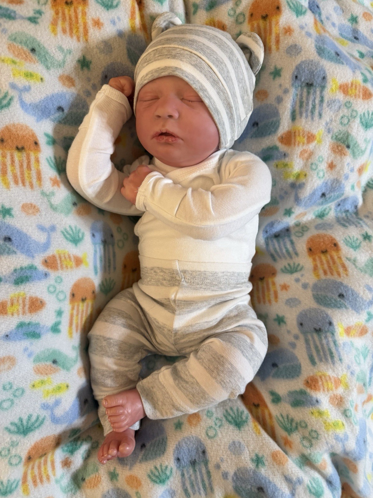 Reborn baby doll Skya kit 18.5” & 6 Lbs - See description