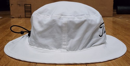 Titleist Breezer White Adult Bucket Brim Golf Hat Sun Protective Cap Adjustable - Picture 3 of 9