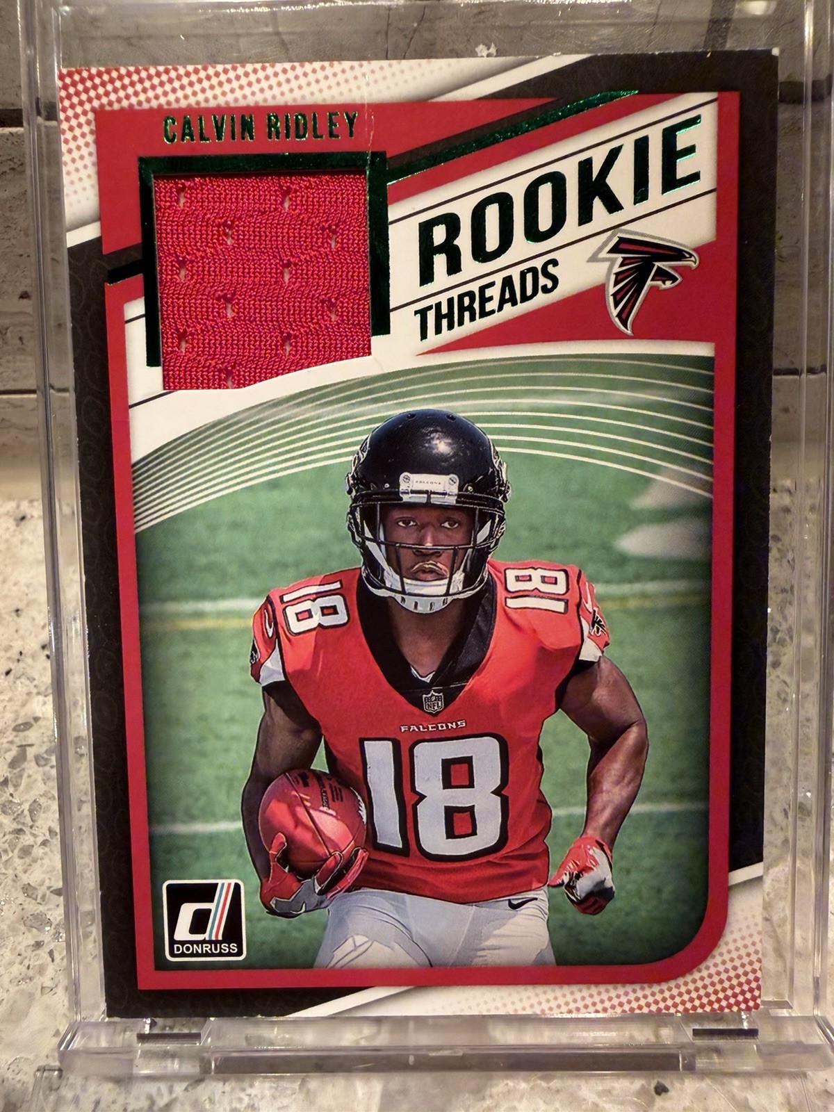 2018 Panini Donruss Rookie Threads Calvin Ridley #11 Memorabilia NFL Falcons