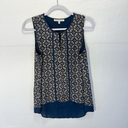 Daniel Rainn Sleeveless Blouse Womens Size Small Blue/Red/White Geometric Design