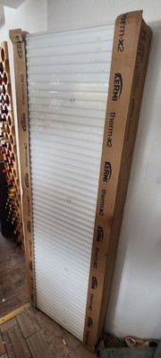 Kermi x2 Heizkörper Profil-V Typ 33 H: 60 L: 180 cm rechts Neu orginalverpackt