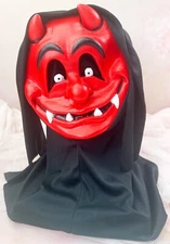 Vtg FUN WORLD EASTER UNLIMITED Slip-On Friendly Faces Red DEVIL Mask w/Hood