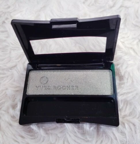 Polvos Compactos Yves Rocher solo Maquillaje de Ojos