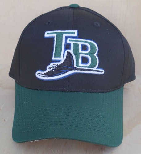 GREEN BRIM ADJUSTABLE BALL CAP 