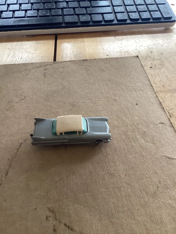 Rare Lesney Matchbox great shape Cadillac Sixty Special.Red Base grey wheels. - Image 2 of 4