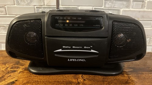 LIFELONG # 2225 Mini BABY BOOM BOX AM/FM Portable RADIO 7.5