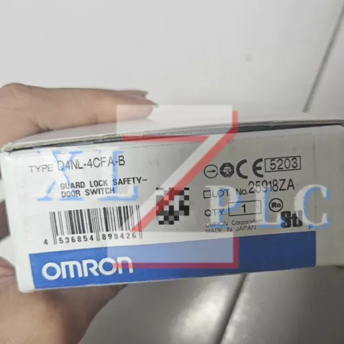 1PCS New OMRON D4NL-4CFA-B Guard Lock Safety-Door Switch In Box*