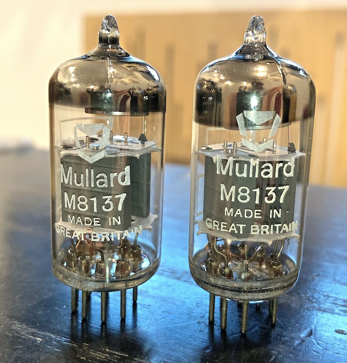 Mullard M8137 CV4004 12ax7 CV492 O getter Excellent Sounding Mullard M8137 CV4004 12ax7 CV492 O getter Excellent Sounding